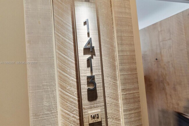 Building Photo - 102 24th St