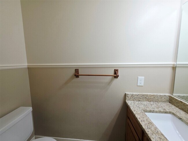 Building Photo - 10306 Jockey Club Dr