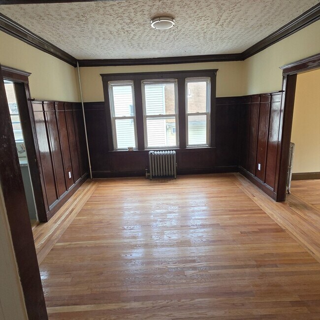 Building Photo - 39 Goodale Rd
