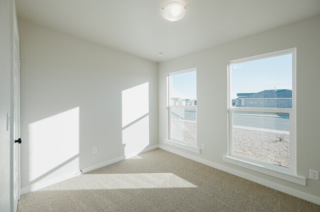 Building Photo - 409 Prairie Dog Dr