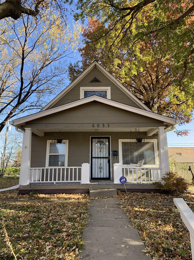 Building Photo - 6033 Harrison St