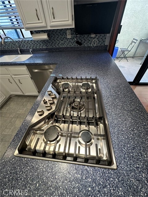 Building Photo - 676 Shepard St