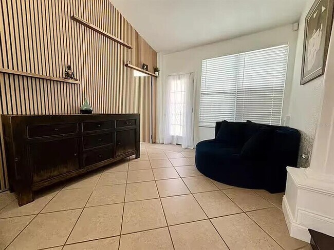 Building Photo - 5198 Adair Oak Dr