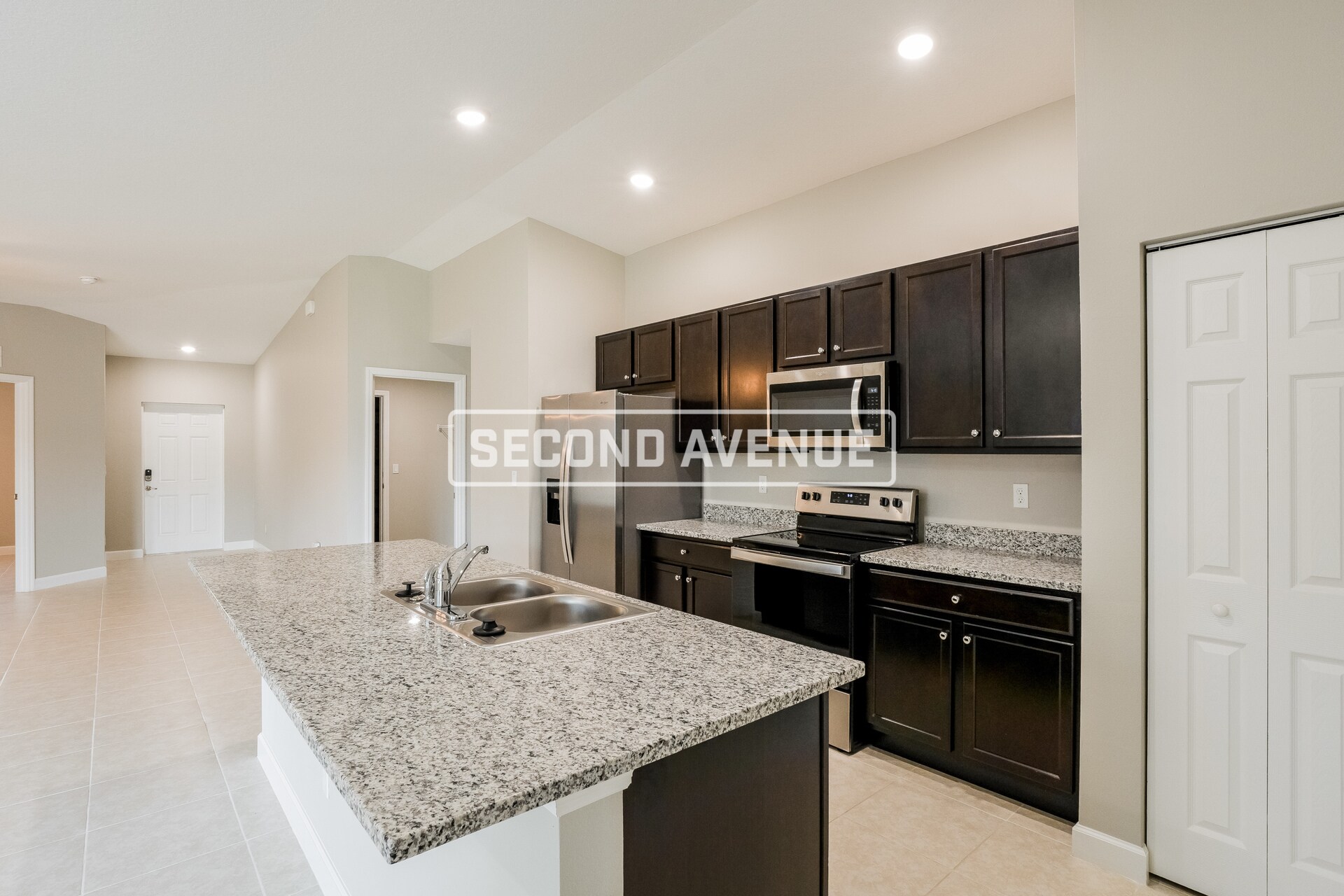 Building Photo - 3090 Tinley Rd SE