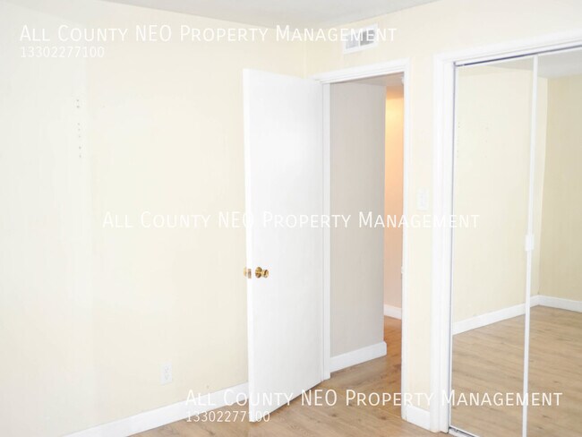 Building Photo - 2360 Giffels Dr