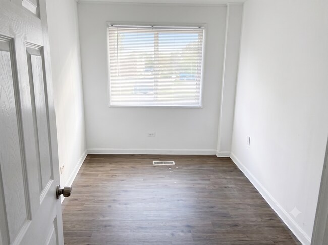 Building Photo - 1603 Arlington Ave
