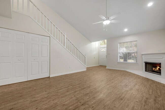 Building Photo - 4116 Silkbay Ct