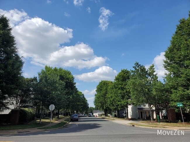 Building Photo - 8955 Gerren Ct