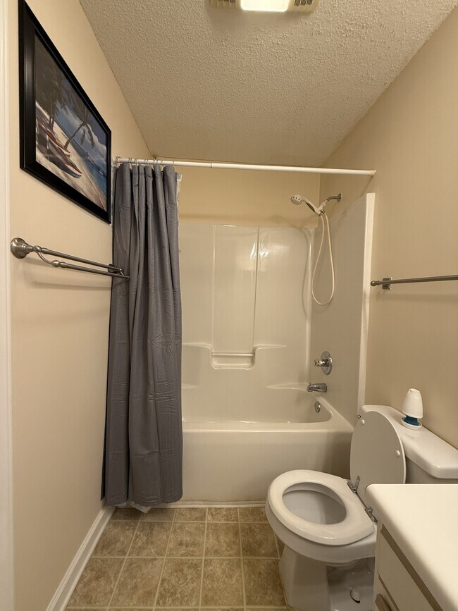 Building Photo - 1231 Ladys Island Dr