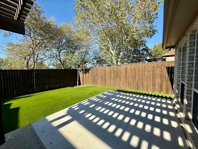 Building Photo - 3543 Nautical Dr