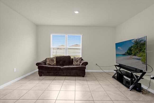 Building Photo - 1842 Egret Meadows Ave