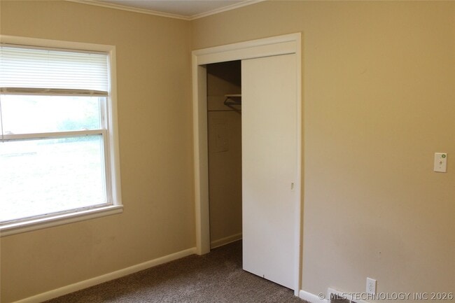 Building Photo - 1126 N Oklahoma Ave