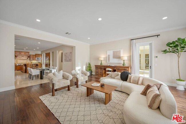 Building Photo - 25420 Prado De Azul