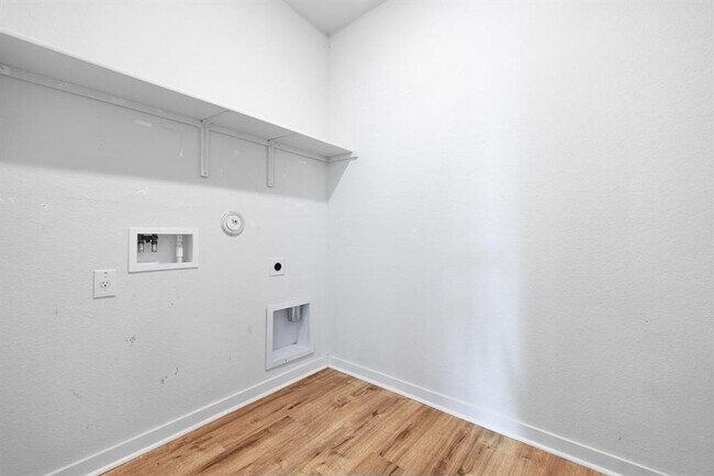 Building Photo - 1120 Bear Track Loop