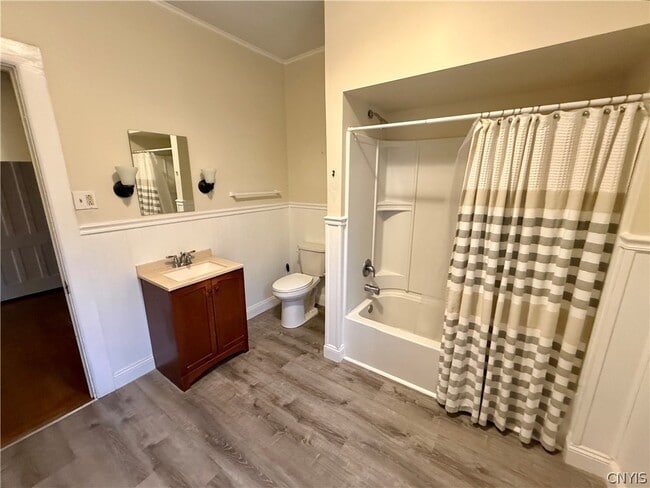 Building Photo - 5148 Highbridge St