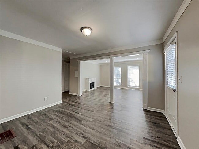 Building Photo - 5779 Hillside Dr NW