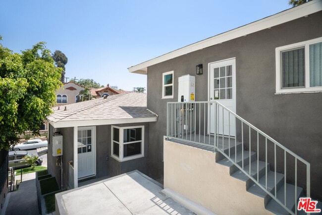 Building Photo - 7127 Ramsgate Ave