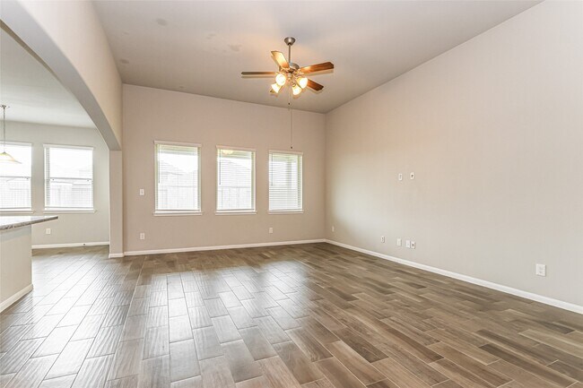 Building Photo - 31519 Kailua Dr