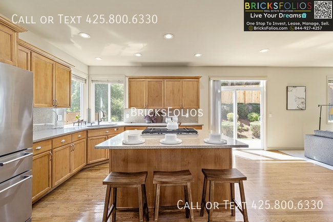 Building Photo - Redmond Ridge Luxury Living | East-Facing Murray Franklyn Gem