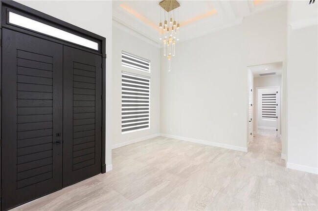 Building Photo - 37 N 24th St