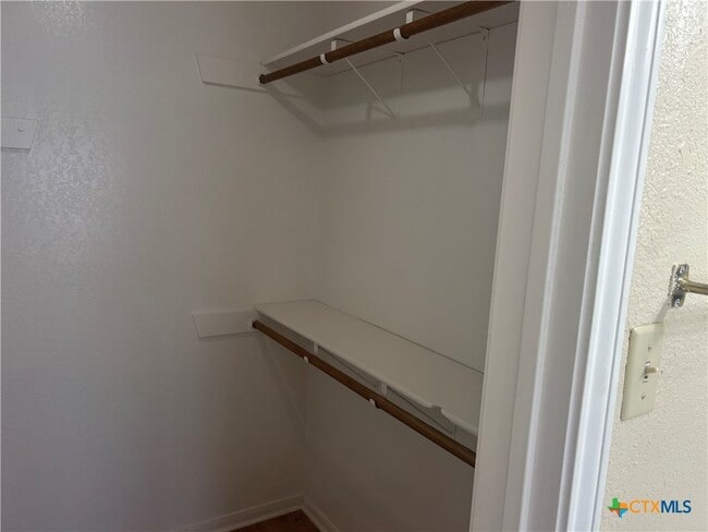 Building Photo - 4809 Bramblewood Dr