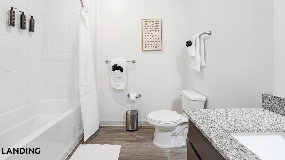 Building Photo - 6000 Front St