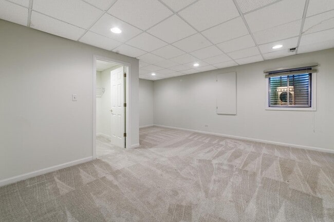 Building Photo - 1106 Portsmouth Cir