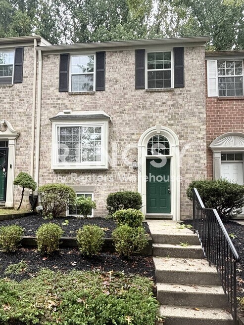 Building Photo - 11873 New Country Ln