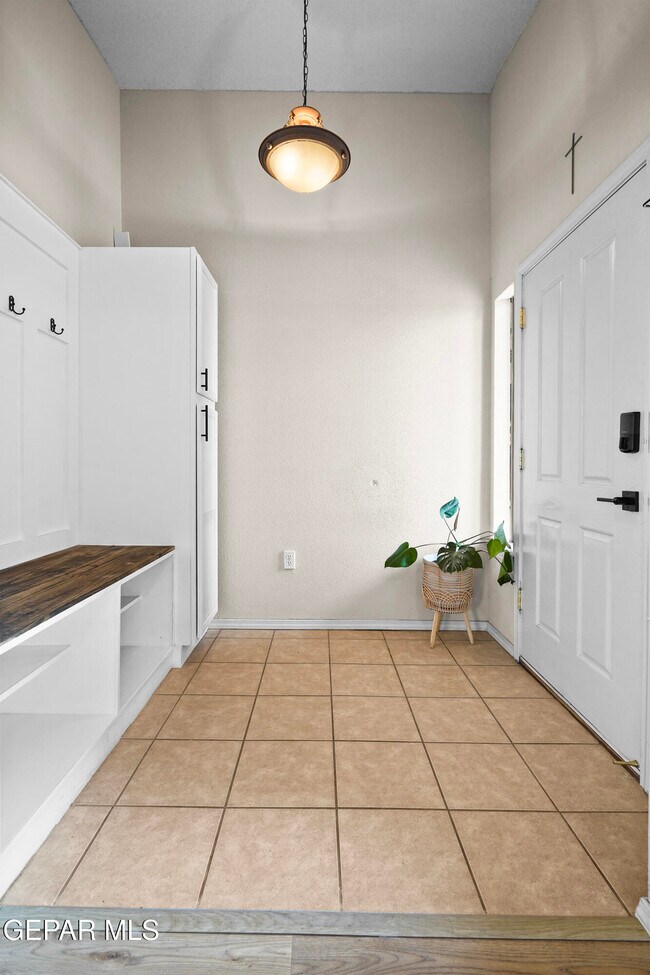 Building Photo - 6244 Spotted Eagle Dr