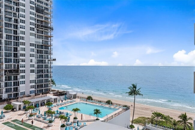 Building Photo - 4250 Galt Ocean Dr