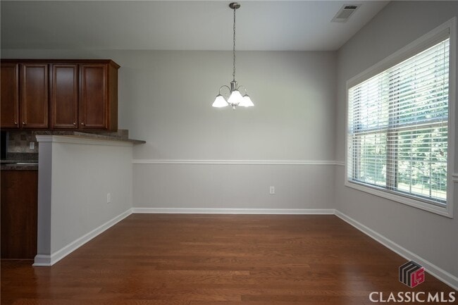 Building Photo - 168 Putters Dr