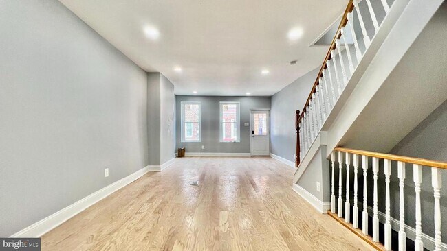 Building Photo - 2348 Wilder St