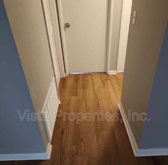 Building Photo - 4908 Saddlebrook Ln