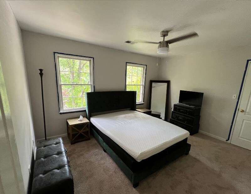 Building Photo - 1811 Milford Creek Ct SW