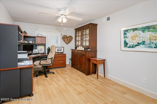 Building Photo - 1575 N Hwy A1A