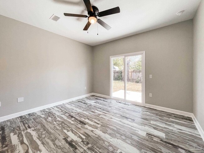 Building Photo - 5180 Burlington Ave