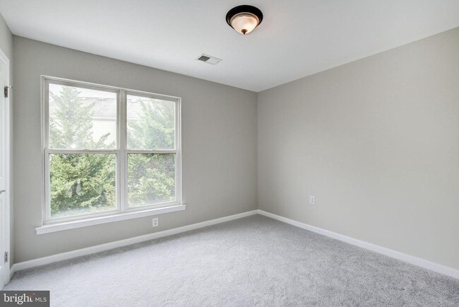 Building Photo - 2408 Ripplemeade Ct
