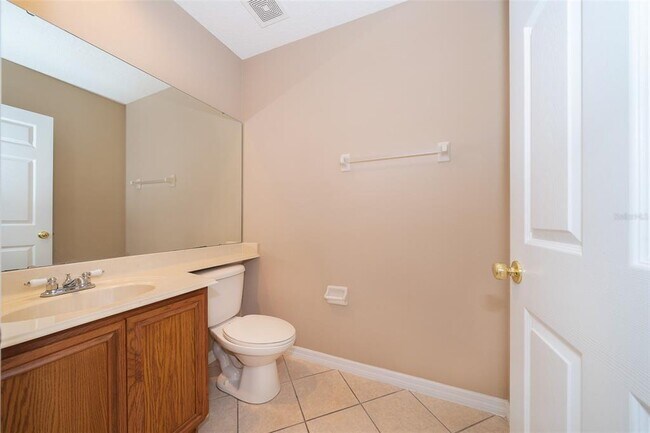 Building Photo - 2335 Cedar Garden Dr