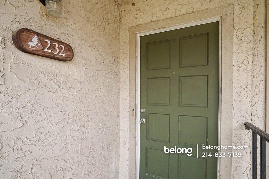 Building Photo - 232 Shady Ln Dr