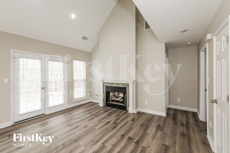Building Photo - 1620 Winthrop Ln