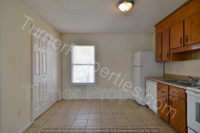 Building Photo - 121 Beatty Downs Rd