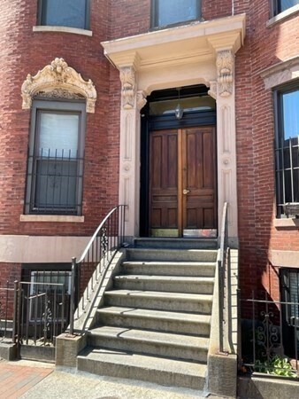 Building Photo - 683 Massachusetts Ave