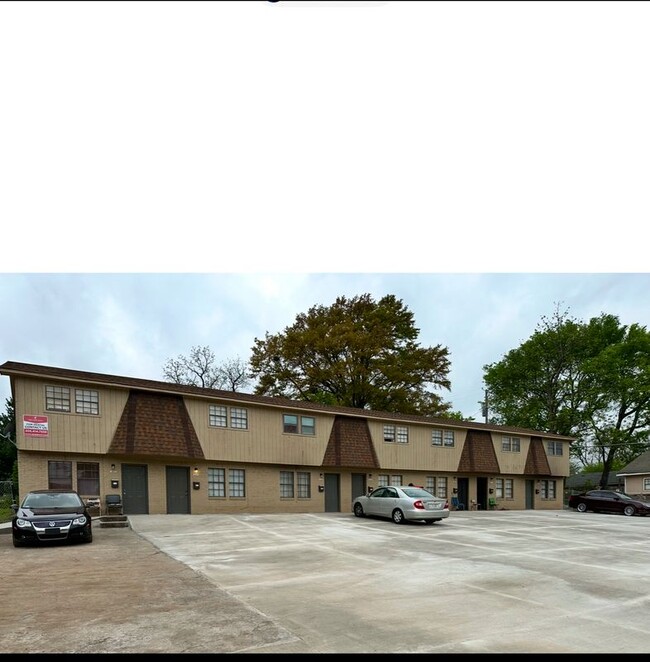 Primary Photo - 5416 Ave D