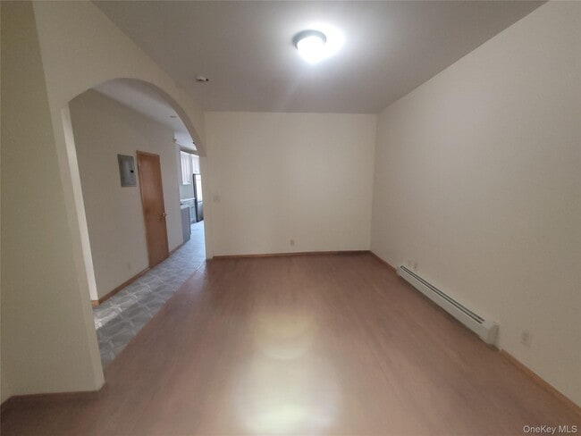 Building Photo - 433 Jerome St