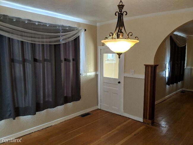 Building Photo - 5 br, 1.5 bath House - 1280 4th Street NE