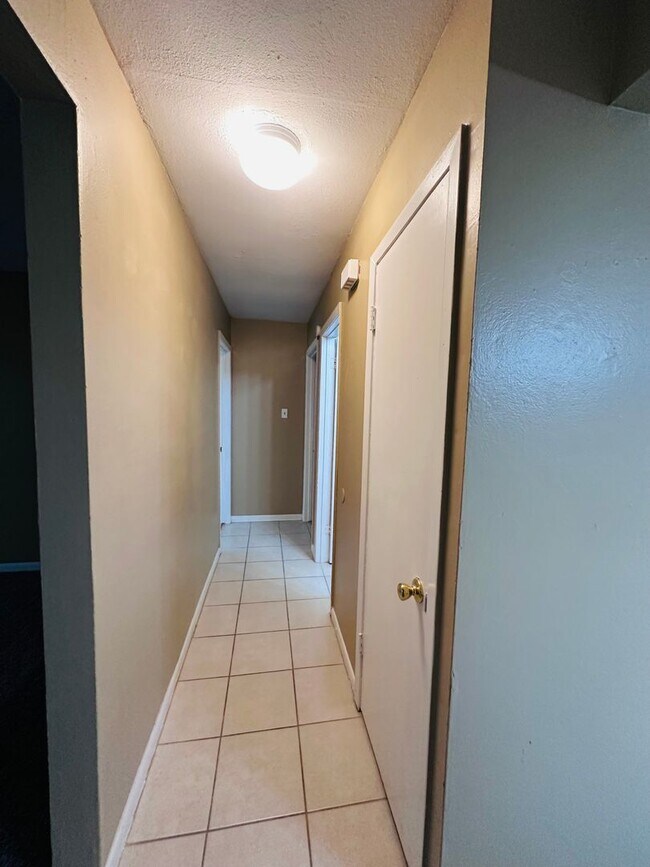 Building Photo - 3 Bedroom House on the Southside For Rent | Corpus Christi