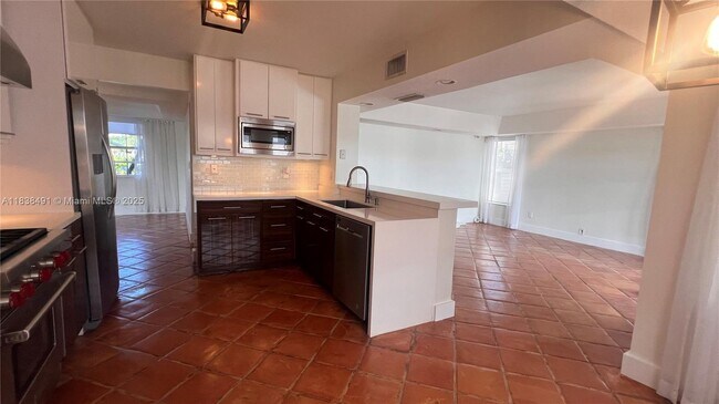 Building Photo - 14819 SW 46th Ln