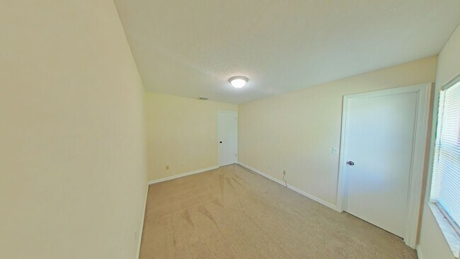 Building Photo - Charming 2-bedroom single family home in Ocala