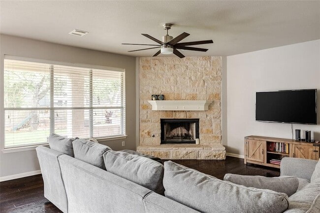 Building Photo - 5517 Fort Benton Dr