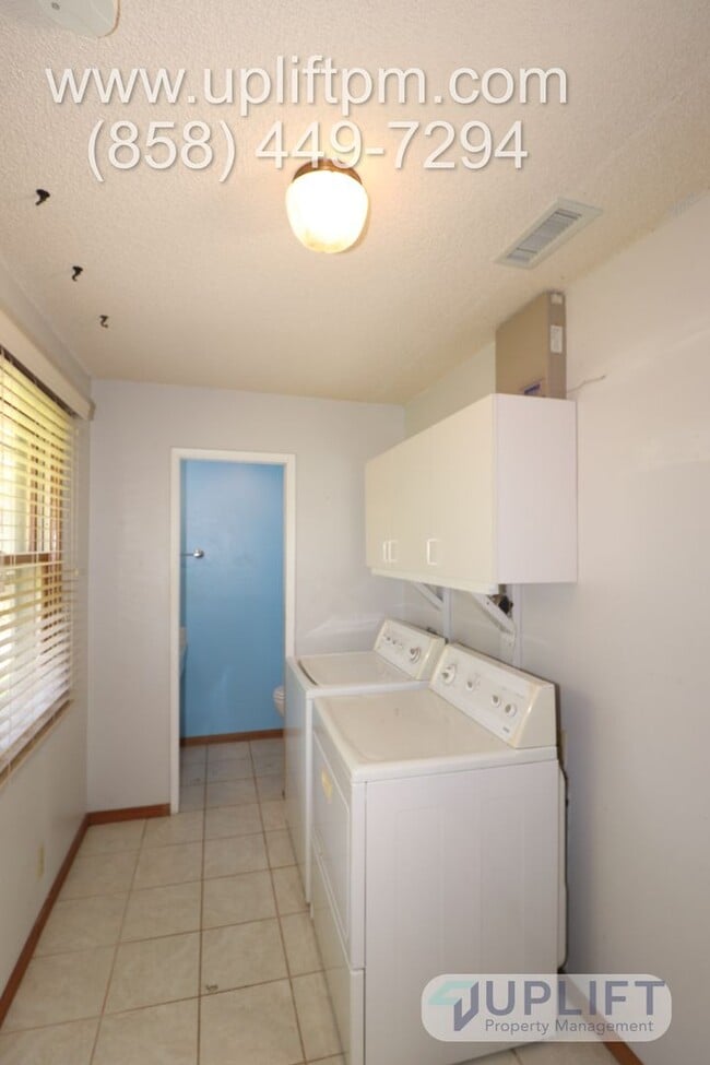 Building Photo - 2 bedroom, 2 bathroom 1200 sqft country home in Ramona